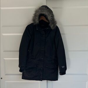 Mountain Hardwear Down Black Ski Jacket with Faux Fur Hood